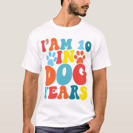 Camiseta Eu tenho 10 anos em Cachorros anos 70 de aniversár