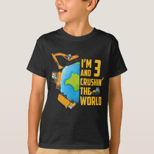 Camiseta Eu tenho 3 anos e não sou o mundo, garoto adolesce