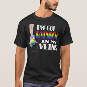 Camiseta Eu tenho arco-íris em minhas veias Design para um 