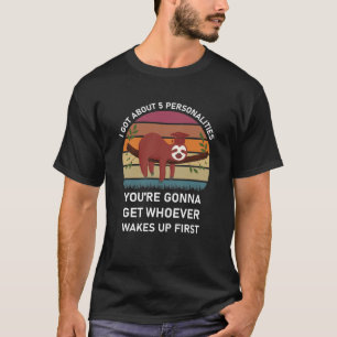 Camiseta eu tenho cerca de 5 personalidades - preguiça eng