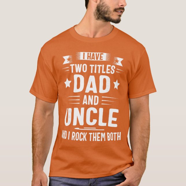 Camiseta Eu tenho Dad e Tio sem-teto e eu Rockhem Ambos ret (Frente)