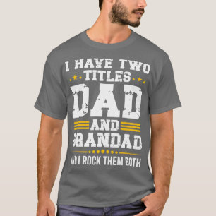 Camiseta Eu Tenho Dois Pais De Títulos E Avós, Pais Engraça