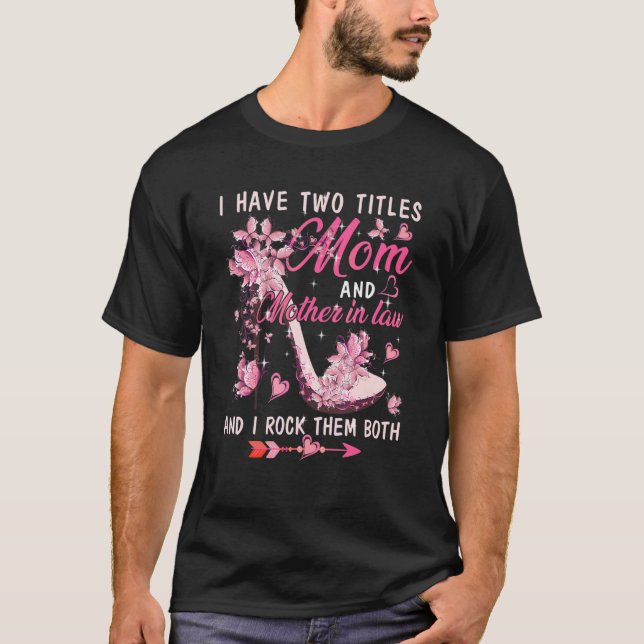 Camiseta Eu Tenho Dois Títulos Mãe E Mãe No Ensino Superior (Frente)