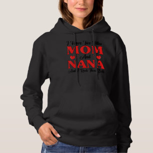 Camiseta Eu Tenho Dois Títulos Mamãe Nana E Eu Os Apanho Mã