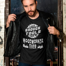 Camiseta Eu Tenho Ferramentas Suficientes Que Nunca Disse Q