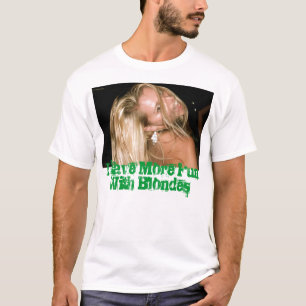 Camiseta Eu tenho mais divertimento com louros