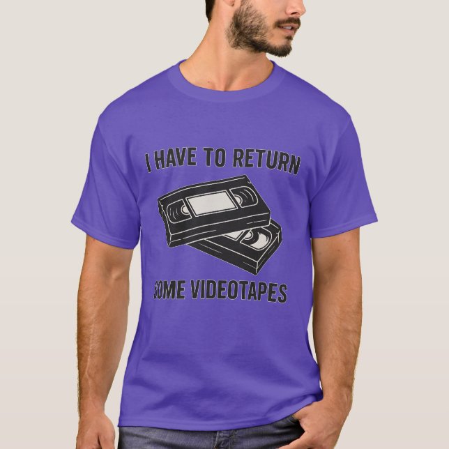CAMISETA EU TENHO QUE DEVOLVER ALGUMAS VIDEOTAPAS (Frente)