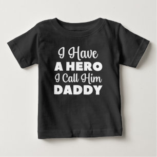 Camiseta Eu Tenho Um Herói A Quem Chamo De Papai