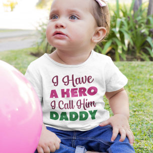 Camiseta Eu Tenho Um Herói A Quem Chamo De Papai