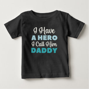 Camiseta Eu Tenho Um Herói A Quem Chamo De Papai