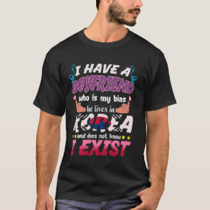 Camiseta Eu tenho um Namorado que é o meu beijo de K-drama 