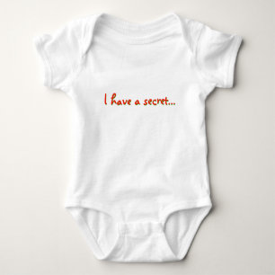 Camiseta Eu Tenho Um Segredo...