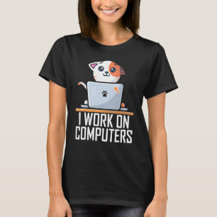 Camiseta Eu Trabalho Em Computadores Codificação Técnica Cu