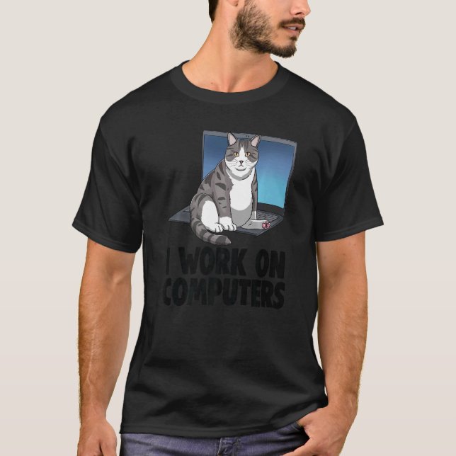 Camiseta Eu Trabalho Em Computadores Gato Gato Kitten (Frente)