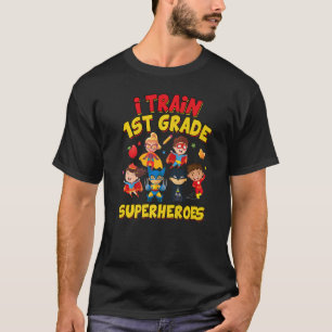 Camiseta Eu Treino Equipe de Professores Super Heroes Crian
