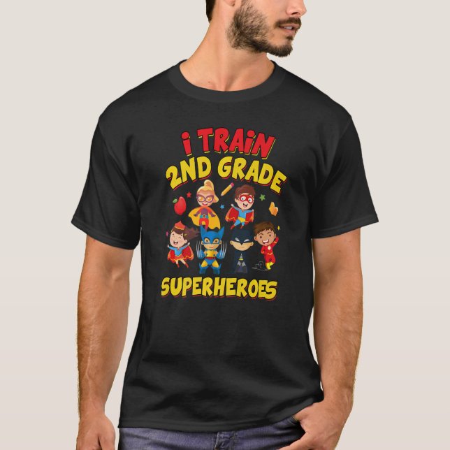 Camiseta Eu Treino Equipe de Professores Super Heroides Cri (Frente)