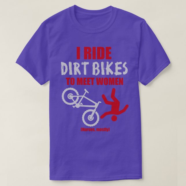 Camiseta Eu viajo de bicicleta para conhecer mulheres (Frente do Design)