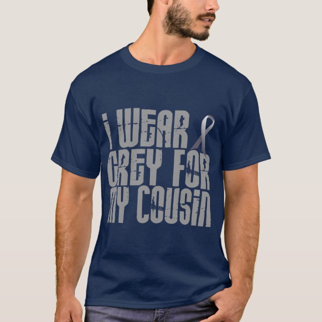 Camiseta Eu visto o cinza para meu primo 16 (Frente)