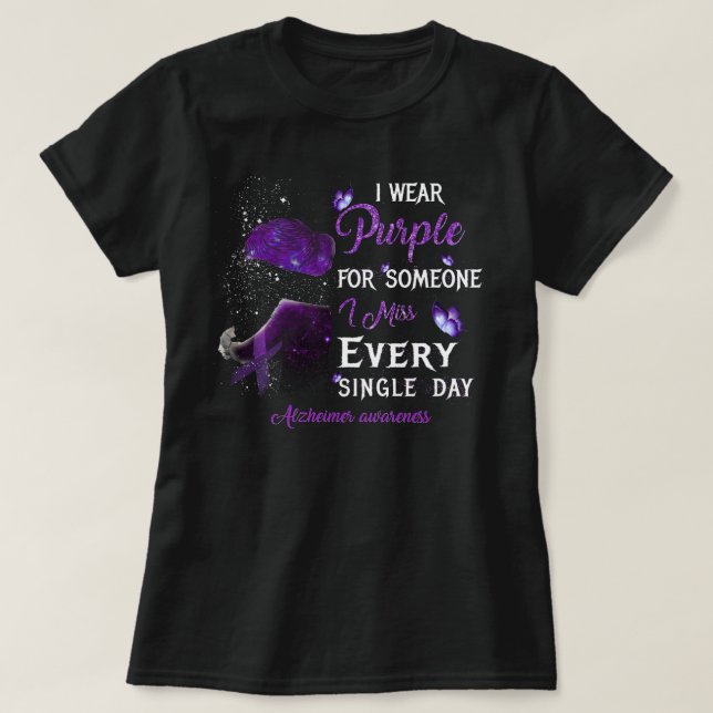 Camiseta Eu Visto Roxo Por Alguém Que Sinto Falta Todo Dia  (Frente do Design)