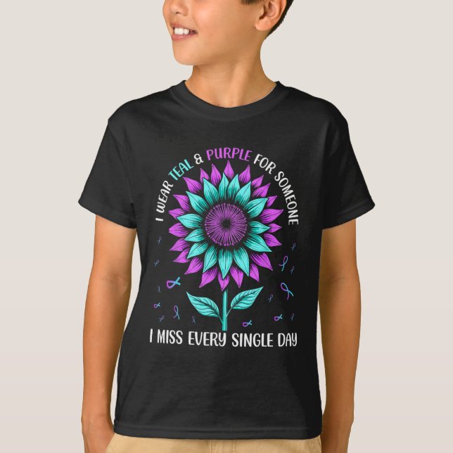 Camiseta Eu Visto Teto E Roxo Para Alguém Que Eu Sinto Falt (Frente)