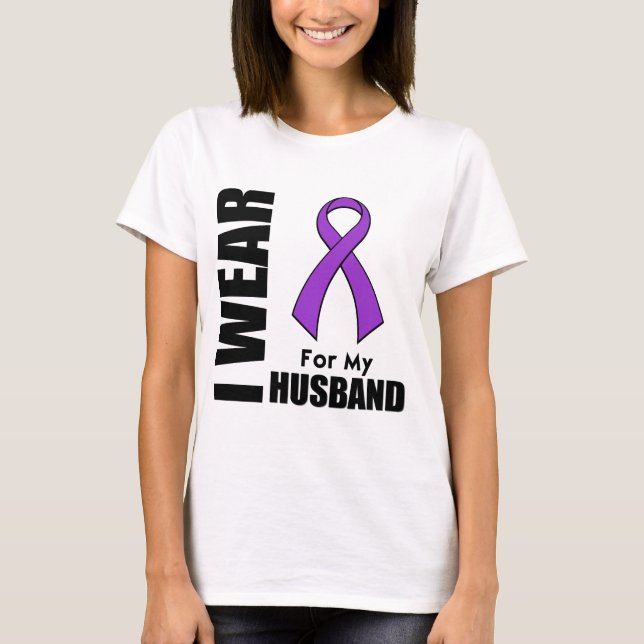 Camiseta Eu visto uma fita roxa para meu marido (Frente)