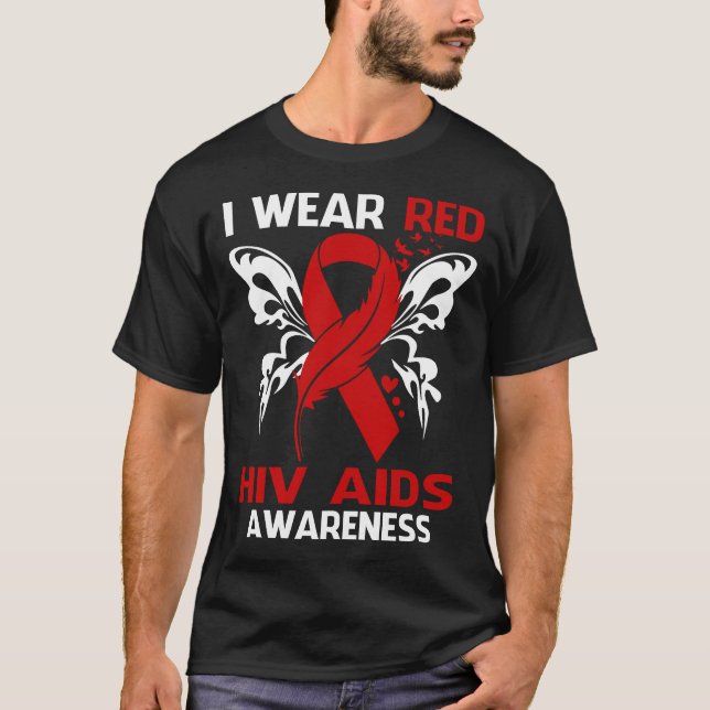 Camiseta Eu Visto Vermelho Para A Consciência Da AIDS. (Frente)
