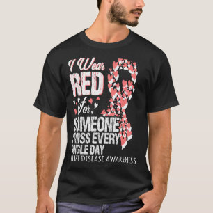 Camiseta Eu Visto Vermelho por alguém que eu sinto saudades