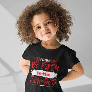 Camiseta Eu Vivo Pela Fé - Oração Espírito Santo Para Menin