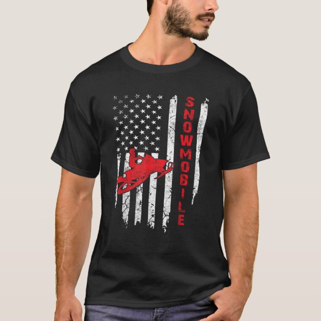 Camiseta EUA Flag Americano Snowmobiling Snow Sled Snowmobi (Frente)