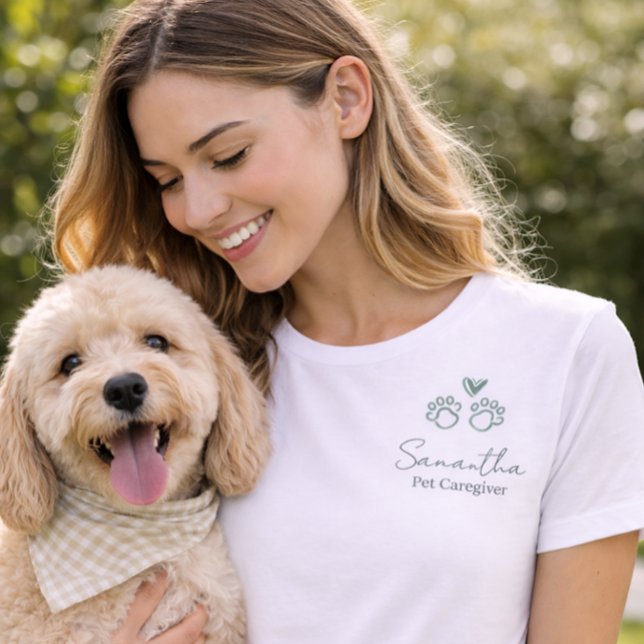 Camiseta Eucalyptus Script Employee Name Business Logo  (Criador carregado)