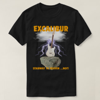 Camiseta Excalibur Wayne faz a ponte de saia para o céu