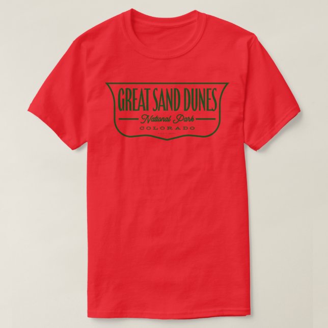 Camiseta Excelente Sand Dunes National Park Shield Green (Frente do Design)