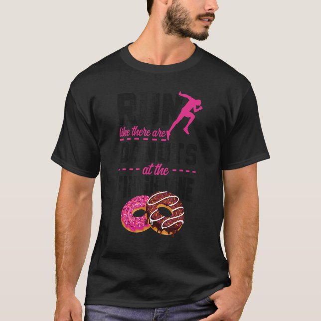 Camiseta Executando o Seminário de Rosquinha da Maratona em (Frente)