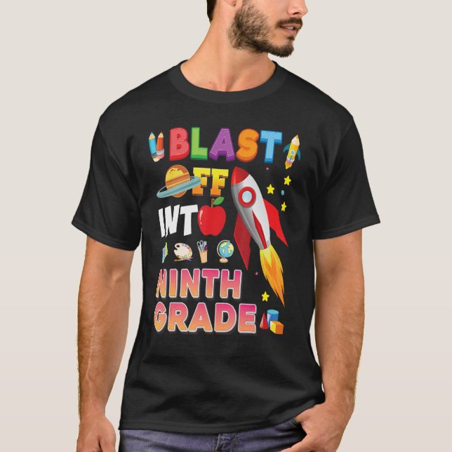 Camiseta Explodir Para O Foguete Do 9º Ano De Volta Para A  (Frente)