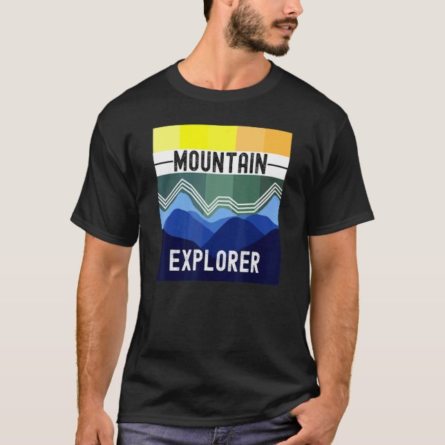 Camiseta Explorador de Acampamento Externo da Montanha Rock (Frente)