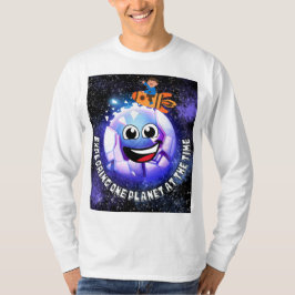 Camiseta Explorando um planeta de cada vez . menino em um f