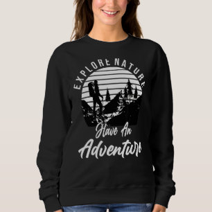 Camiseta Explorar Que A Natureza Tem Uma Aventura Caminhand