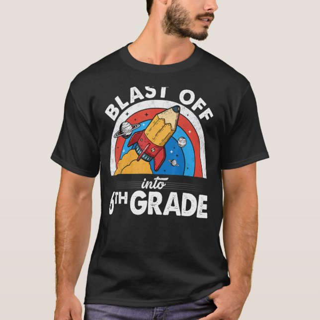 Camiseta Explosão No Lápis Do Foguete Da Grau 6 Primeiro Di (Frente)