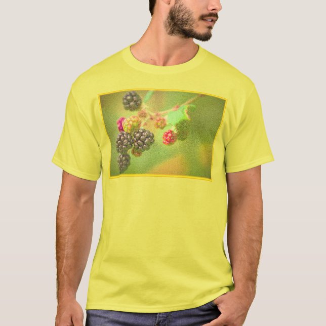Camiseta "Fábrica de Frutas Blackberry" Foto Grátis. Compre (Frente)