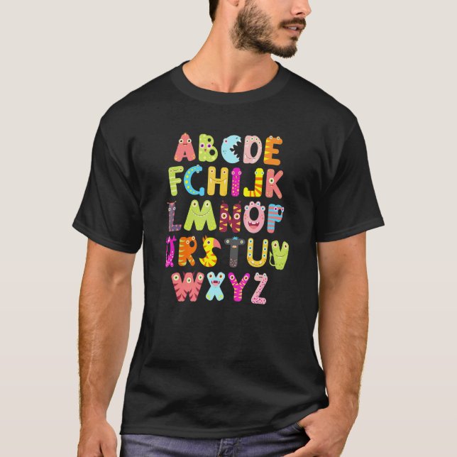 Camiseta Fábula Alfabeto Monstro Fofo ABC Fantasia Hallowee (Frente)