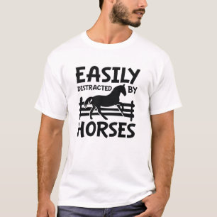 Camiseta Fácil Distração Por Cavalos