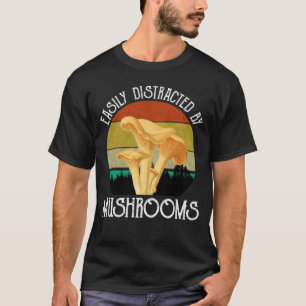 Camiseta Fácil Distração Por Cogumelos (Chanterelle)