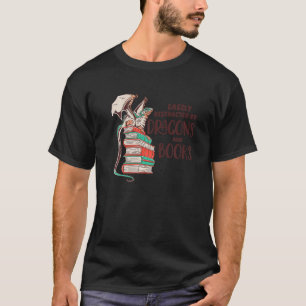 Camiseta Fácil Distração Por Dragões E Livros
