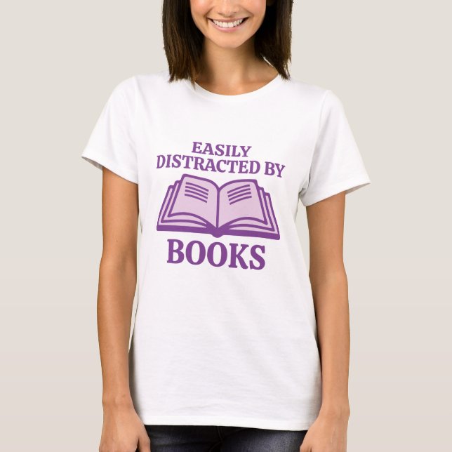 Camiseta Fácil Distração Por Livros (Frente)