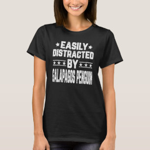 Camiseta Facilmente Distraído Pelo Pinguim-do-Galápagos P