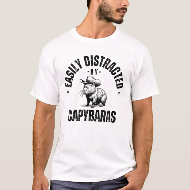 Camiseta Facilmente distraído por Capybaras (Frente)