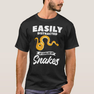 Camiseta Facilmente Distraído Por Cobras Amaldiçoados Pytho