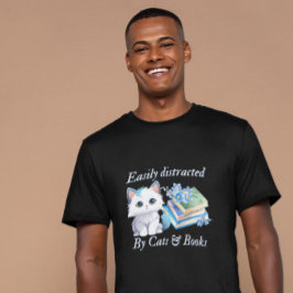 Camiseta Facilmente Distraído por Gatos e Arte de Livros