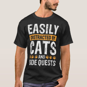 Camiseta Facilmente Distraído Por Gatos E Lados