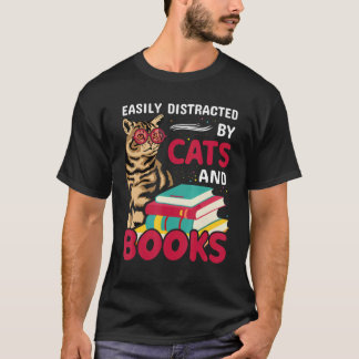 Camiseta Facilmente Distraído por Gatos e Livros Gato e Liv